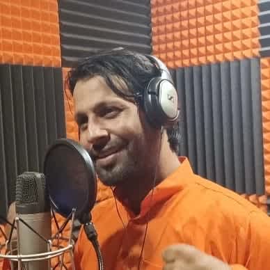 Entertainment News:राष्ट्र निर्माता रतन टाटा पर एलबम भारत रतन देश भर में मचा रहा है धूम