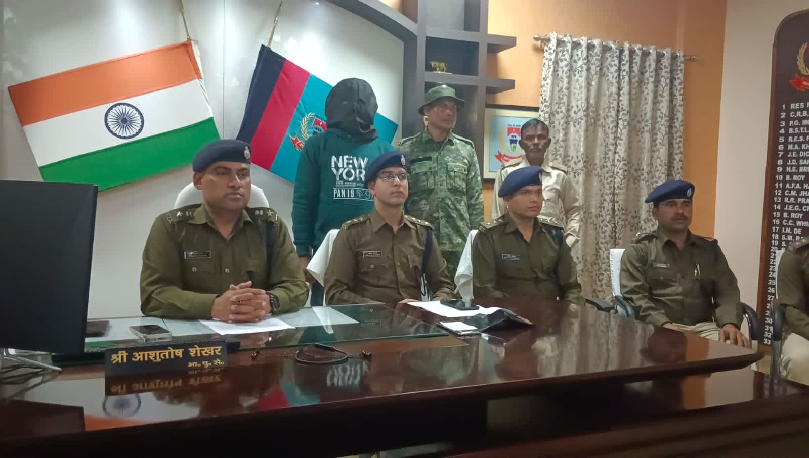 Chaibasa :गिरिराज सेना प्रमुख कमल देवगिरी हत्याकांड का मुख्य साजिशकर्ता सतीश प्रधान गिरफ्तार