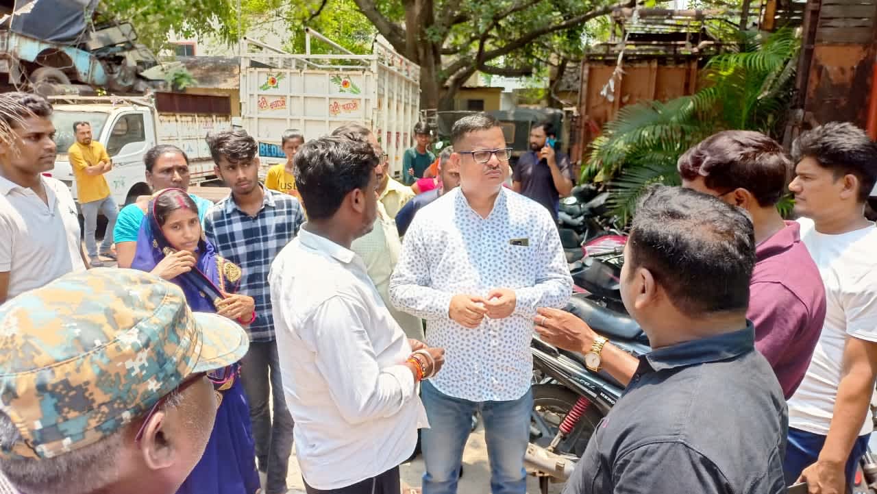 Jamshedpur News :उलीडीह थाना के संरक्षण में अवैध शराब का होलसेल मंडी बना है उलीडीह- विकास सिंह