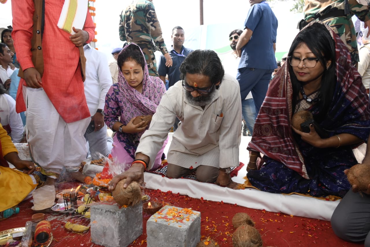 JHARKHAND NEWS :शहर की यातायात व्यवस्था सुगम करना राज्य सरकार की प्राथमिकता- हेमन्त सोरेन, मुख्यमंत्री