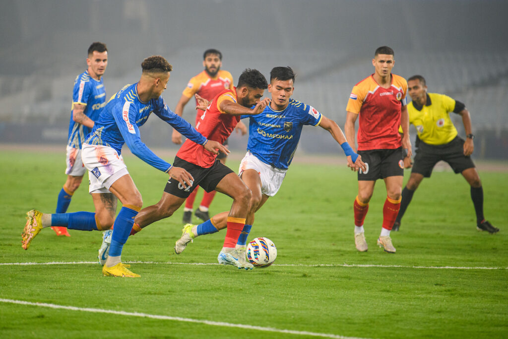 ISL 2024-25 :ईस्ट बंगाल एफसी ने जीत से केरला ब्लास्टर्स एफसी से सीजन का हिसाब बराबर किया