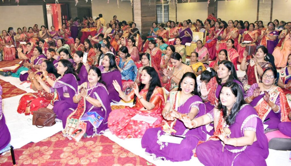 Jamshedpur News:साकची अग्रसेन भवन में धूमधाम से मना शाकंभरी माता का 11वां वार्षिक महोत्सव
