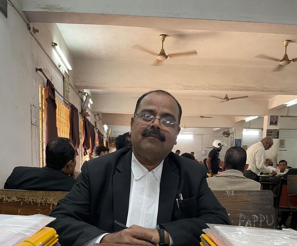 JAMSHEDPUR NEWS :मनन कुमार मिश्रा सांसद रहें या बीसीआई अध्यक्ष, दो पदों के साथ न्याय नहीं कर सकते: अधिवक्ता सुधीर कुमार पप्पू