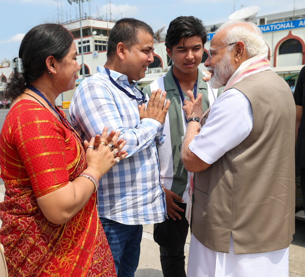 BIHAR NEWS :प्रधानमंत्री नरेन्द्र मोदी ने प्रतिभाशाली युवा क्रिकेटर वैभव सूर्यवंशी से मुलाकात की