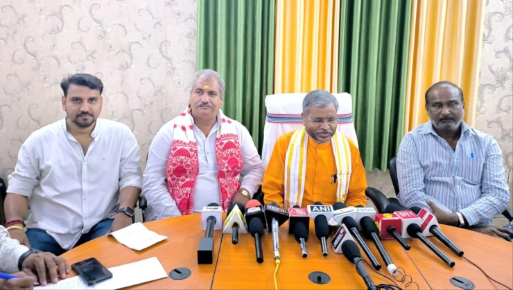 JAMSHEDPUR NEWS :भारत सरकार के गृह मंत्रालय के पत्र का राज्य सरकार अवहेलना कर रही है -बाबूलाल मंराडी
