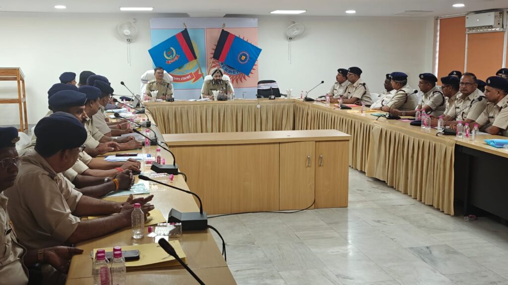 JHARKHAND NEWS :रांची में अग्निशमन सेवाओं की समीक्षात्मक बैठक, DG एम.एस. भाटिया ने दिए अहम निर्देश”