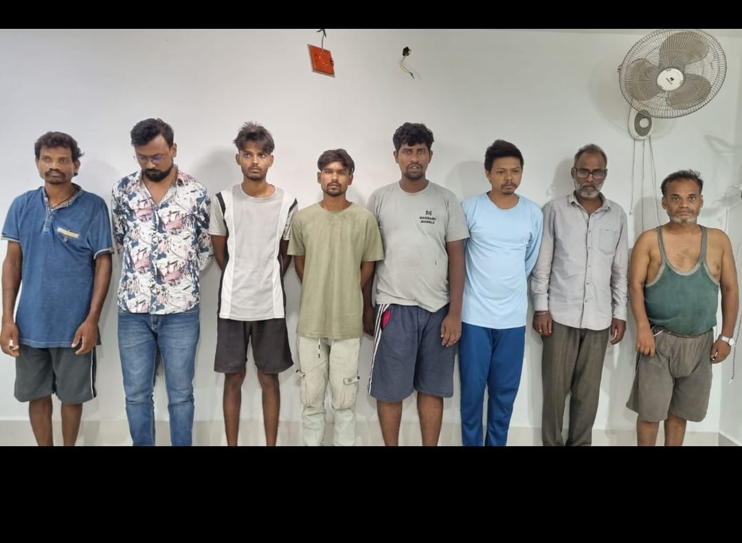 Jamshedpur News : पुलिस का बीते रात भर चला दागियों के खिलाफ खास अभियान,77 आरोपी गिरफ्तार