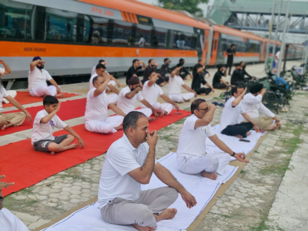 Indian Railways Marks International Yoga Day with Grand Nationwide Celebrations