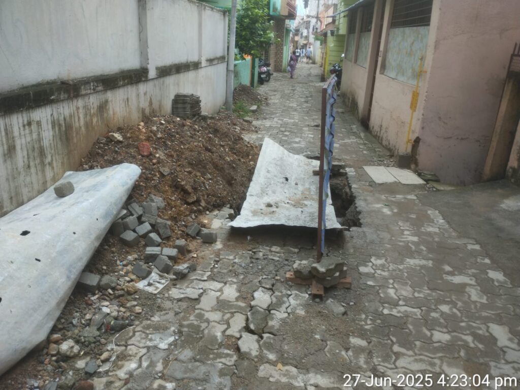 Jamshedpur News :निर्माण कार्य तेज कर लोगों की दिक्कत दूर करें-सरयू राय