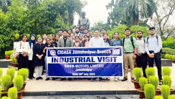 Jamshedpur News :टाटा मोटर्स का इंडस्ट्रियल विजिट कर सीआईसीएएसए छात्रों को मिला व्यावहारिक ज्ञान