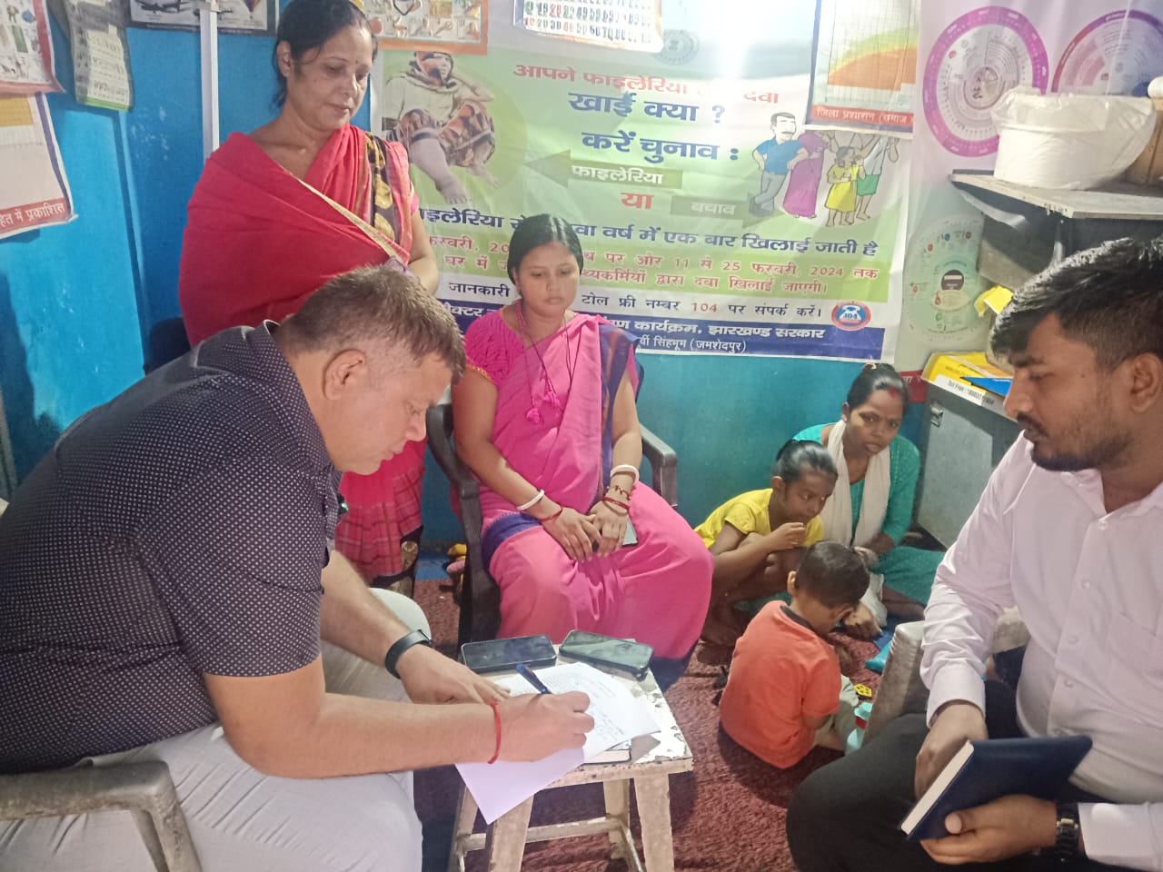 Jamshedpur News :उपायुक्त के निर्देशानुसार नोडल पदाधिकारियों ने पंचायत भ्रमण कर विकास योजनाओं का किया निरीक्षण, सरकारी सेवाओं की उपलब्धता का लिया जायजा