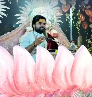 JAMSHEDPUR NEWS : भागवत जीवन जीने की कला सीखने का उचित माध्यम- कथा वाचक