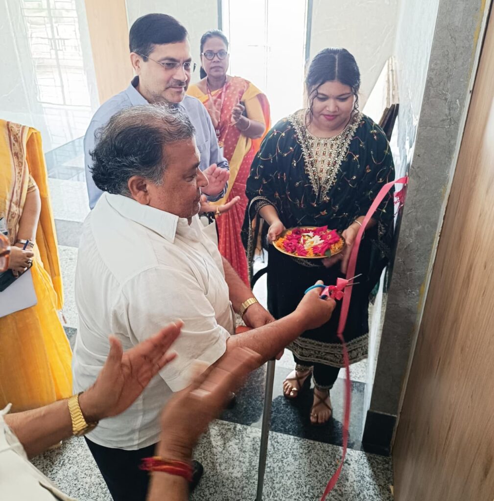 JAMSHEDPUR NEWS :सोना देवी विश्वविद्यालय में मनाया जा रहा है फ्रेशर्स वीक