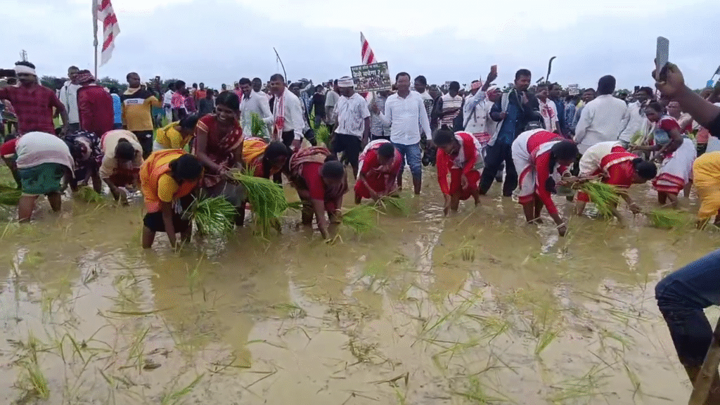 RANCHI NEWS :जब कभी भी आदिवासियों की जमीन छीनने का प्रयास होगा, हर जगह चम्पाई सोरेन खड़ा मिलेगा”