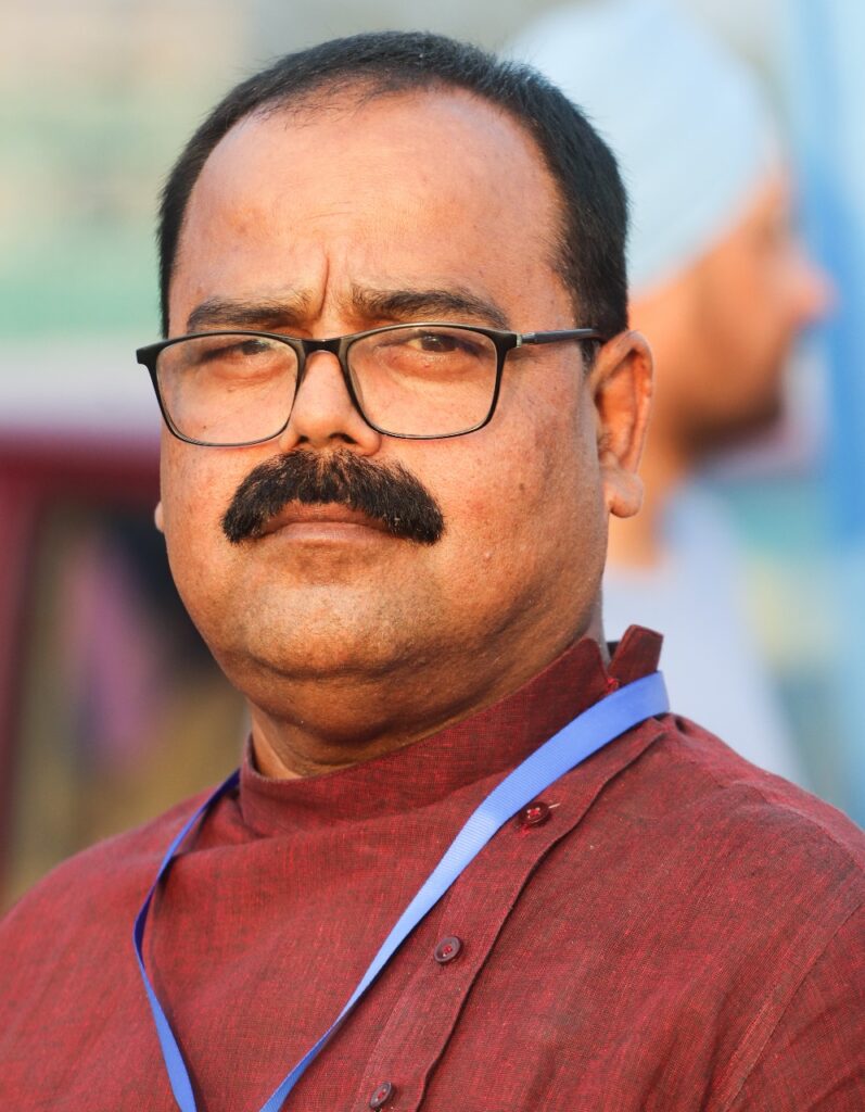 Jamshedpur News :सोनारी में बेलगाम अपराधी: दिनदहाड़े ज्वेलरी दुकान में डकैती से व्यापारियों में दहशत—सुधीर कुमार पप्पू