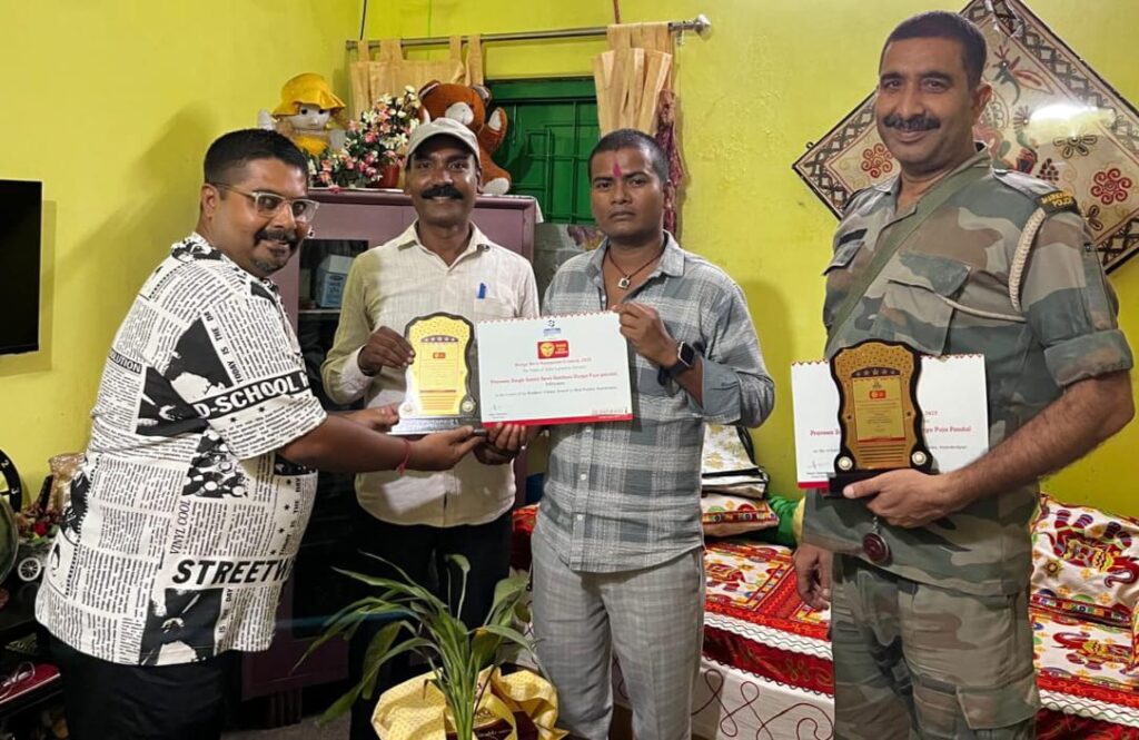 Adityapur News :Praveen Seva Sansthan’s Puja Pandal Declared No. 1 — Wins “The Times of India Durge Devi Namastute Award 2025”