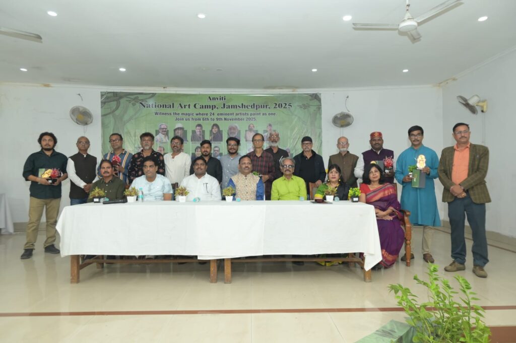 Jamshedpur News :सुखद स्मृतियों के साथ चार दिवसीय चित्रकला कार्यशाला का समापन