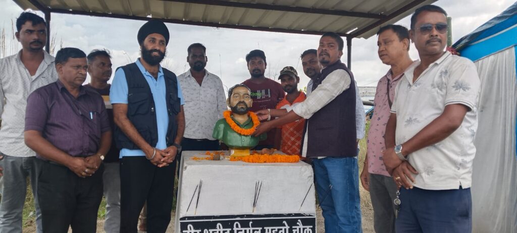 Jamshedpur News :युवा शक्ति संगठन का कार्यालय उद्घाटन: युवाओं ने लिया “स्वच्छ पंचायत, सशक्त युवा” का संकल्प