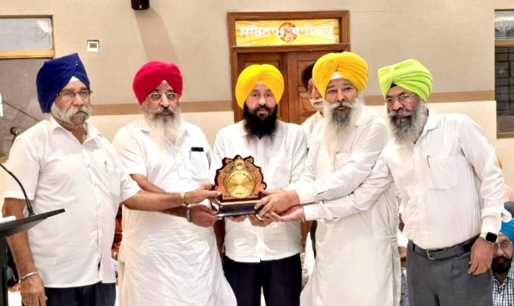 Jamshedpur News :राष्ट्रीय गीत “वंदे मातरम्” के 150 वर्ष पूरे: जमशेदपुर डाकघर में विशेष कार्यक्रम आयोजित