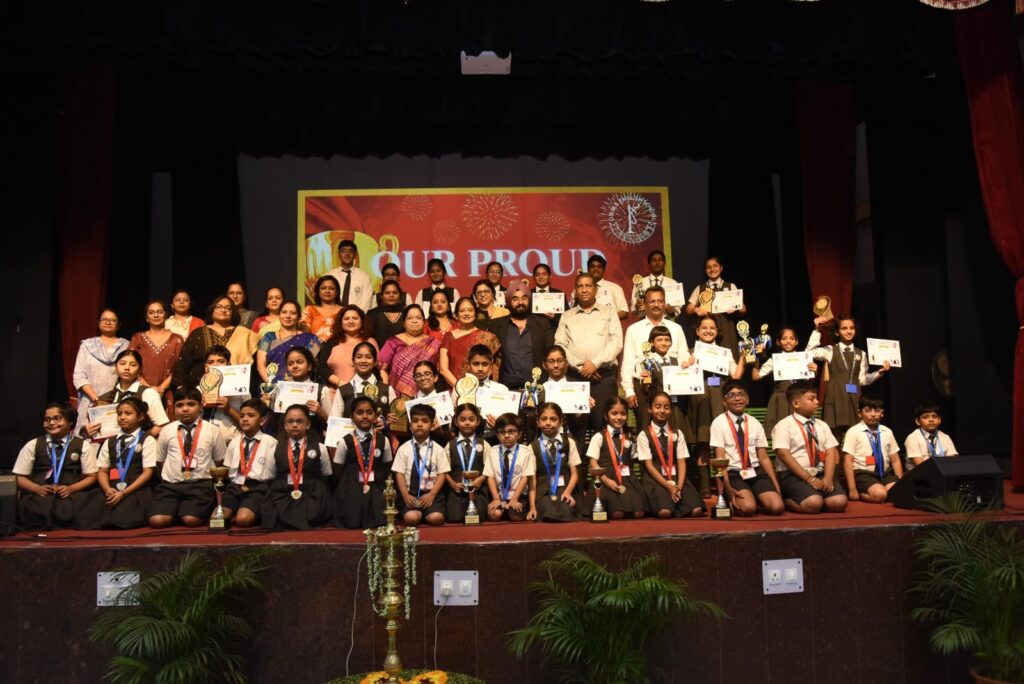 Jamshedpur News :डीबीएमएस इंग्लिश स्कूल में वार्षिक इंग्लिश एलोकेशन प्रतियोगिता संपन्न