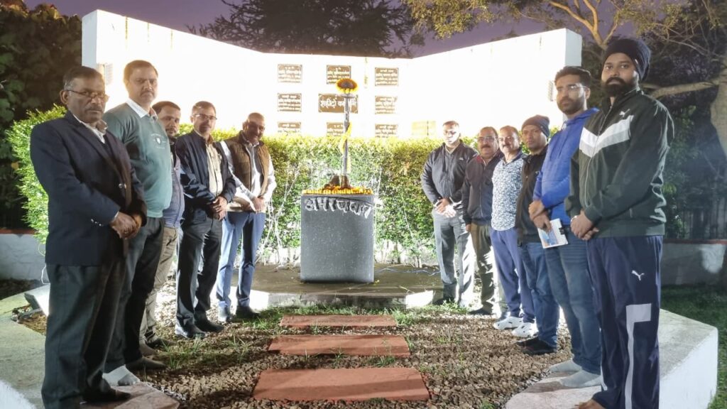 Jamshedpur News :भारतीय नौसेना की दक्षता समन्वय और वीरता को दर्शाता है नौसेना दिवस