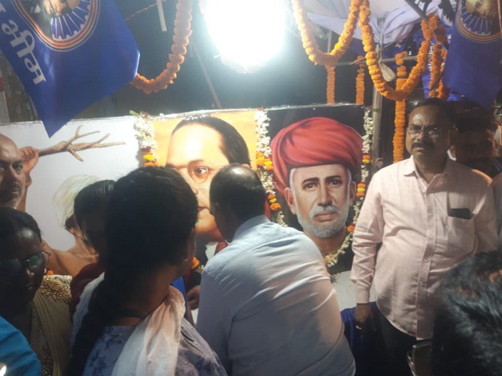 JAMSHEDPUR NEWS :: कोल्हान डेवलपमेंट सोसाइटी ने धूमधाम से मनाई बाबा साहेब की जयंती, लोको पायलट रितिका तिर्की और संतोष कुमार हुए सम्मानित