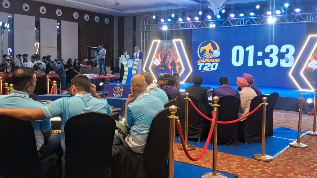 Jharkhand T20 League :झारखंड T20 लीग ऑक्शन में पैसों की बारिश, रॉबिन मिंज बने सबसे महंगे खिलाड़ी