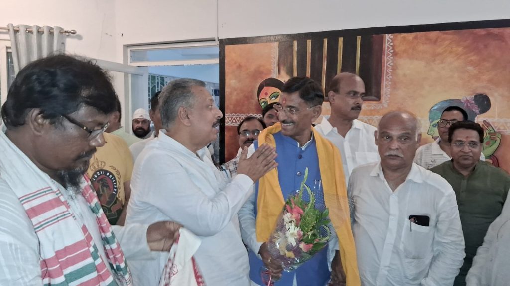 JAMSHEDPUR NEWS: दुर्गा पूजा में अपने कर्मचारियों को वेतन तक नहीं दे पाएगी झारखंड सरकार, विकास पूरी तरह ठप: संजय सेठ