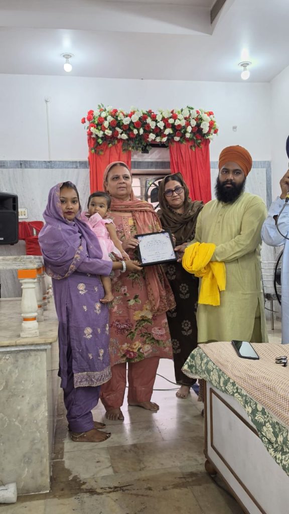 JAMSHEDPUR NEWS: अमृतवेला समागम में नन्हीं खुशी कौर ने अनोखे अंदाज में मनाया पहला जन्मदिन
