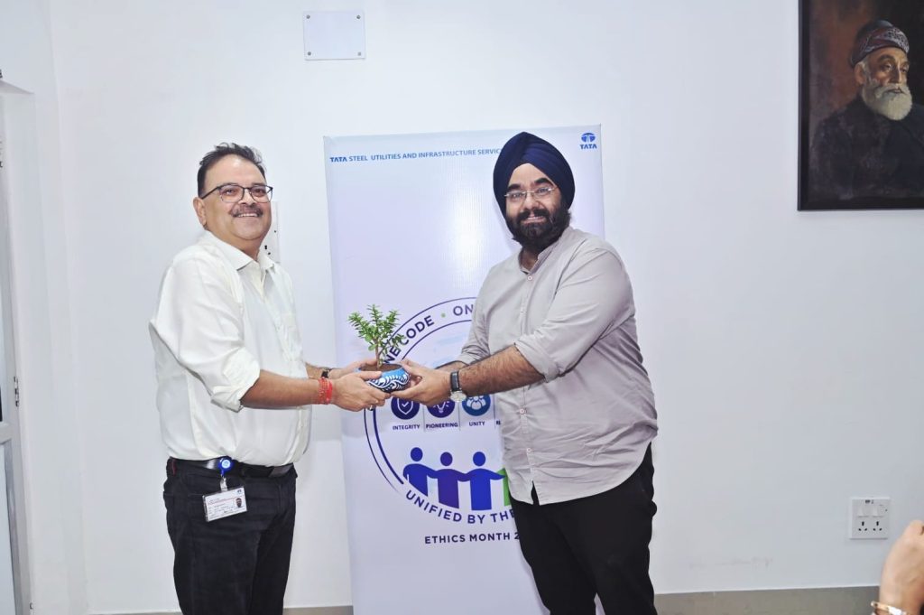 Jamshedpur news:वरिष्ठ पत्रकार परविन्दर भाटिया ने जीता टाटा स्टील एथिक्स क्विज