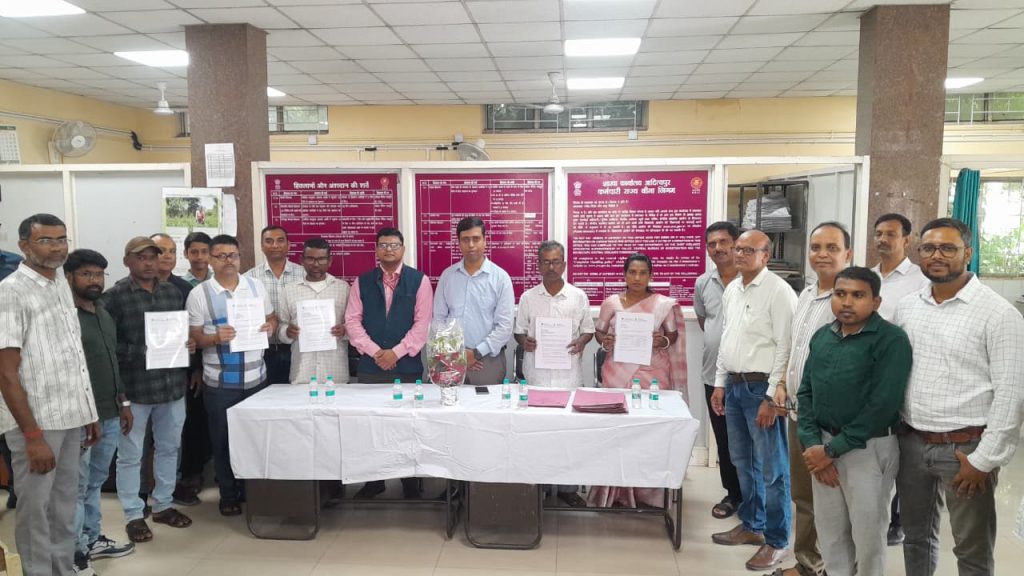 ESIC Adityapur hands over first payment to PDB and DB beneficiaries Jamshedpur
