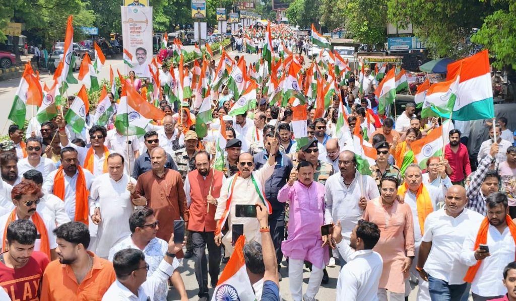 BJP Jamshedpur Mahanagar Tiranga Yatra from Sakchi Raghubar Das Har Ghar Tiranga