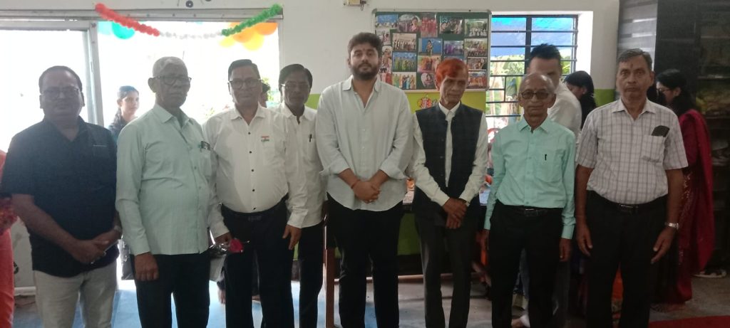 harat Sanskar Trust organizes patriotic competition at Sanskar Play School Adityapur DAV NIT wins first prize