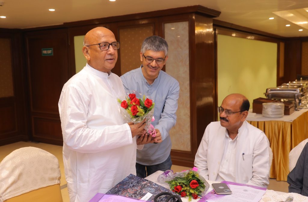 JAMSHEDPUR NEWS :सरयू राय बने आईआईबीएम एवं जाकिर हुसैन शिक्षण संस्थान समूह के मुख्य संरक्षक