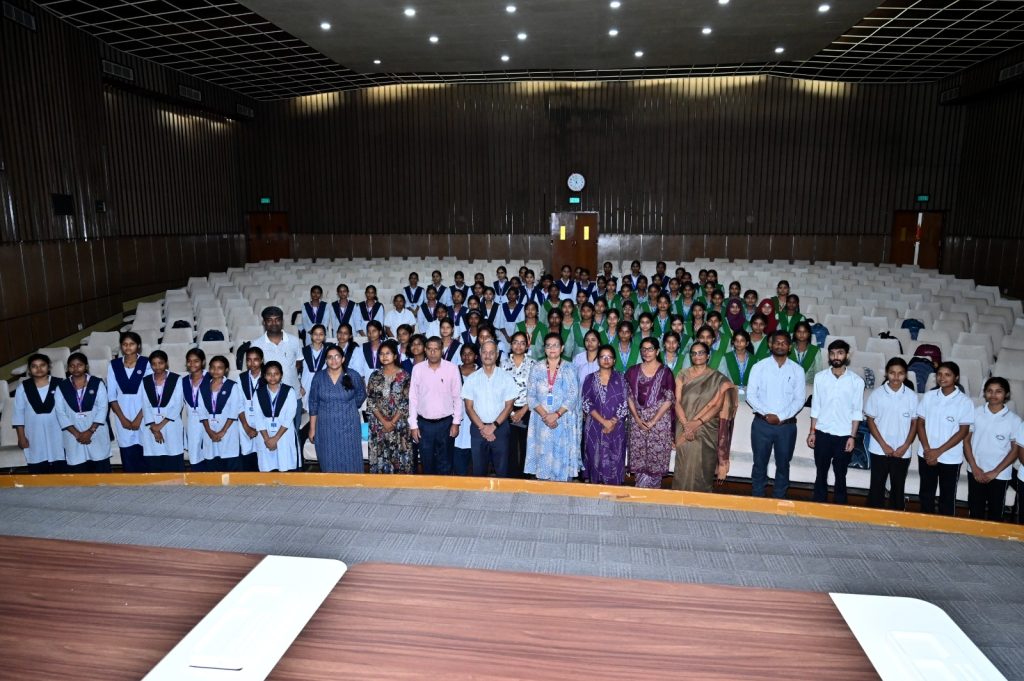 Jamshedpur News :CSIR-NML में ‘विज्ञान ज्योति’ पहल के तहत छात्राओं का भ्रमण, 3D प्रिंटिंग और वैज्ञानिक अनुसंधान से हुईं रूबरू